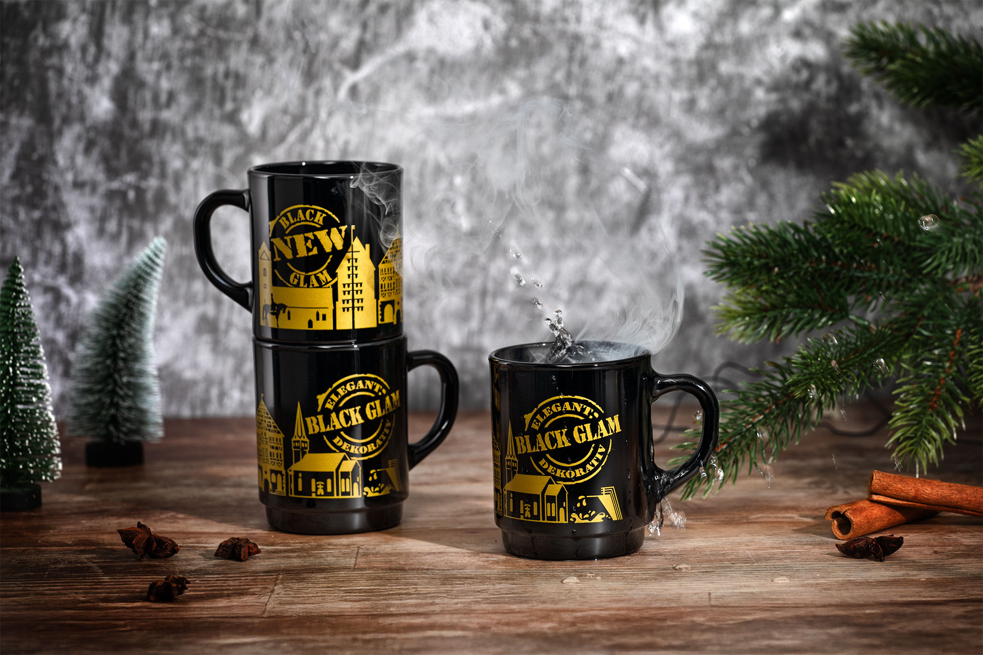 Henkelbecher Black Glam in Schwärz mit goldenem Aufdruck